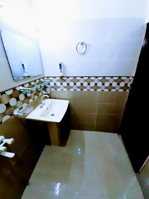 Galaxy Inn Karachi image 16