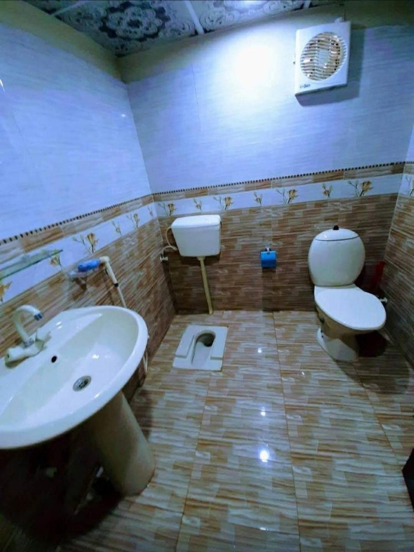 Galaxy Inn Karachi image 24