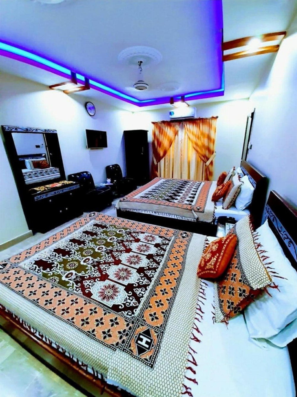 Galaxy Inn Karachi